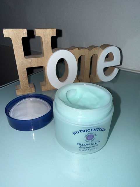 Nutricentials Pillow Glow Sleeping Mask