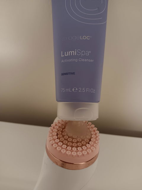 ageLOC LumiSpa & Lumi Spa iO Activating Cleanser