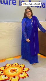Shah review photo