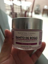 DAMARIS R. review photo