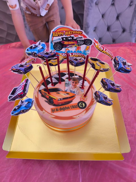 Kişiye Özel Resimli Hot Wheels Pasta