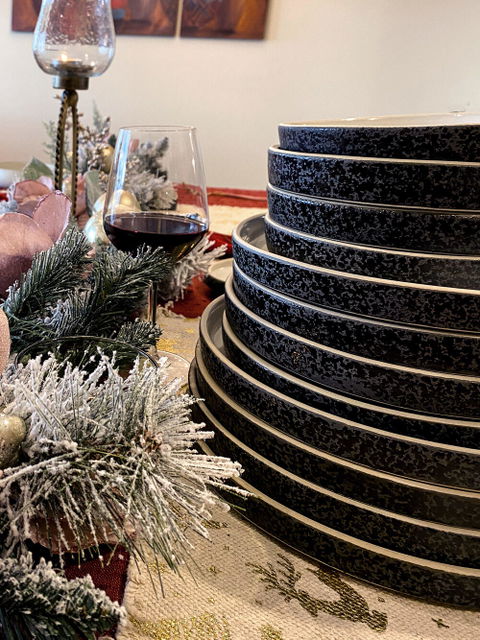 Edge Dinner Set