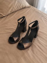 Yolanda review photo