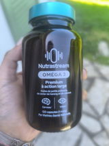 nora j. review photo