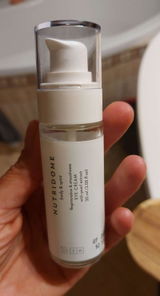 Karolina review photo