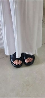 Leah review photo