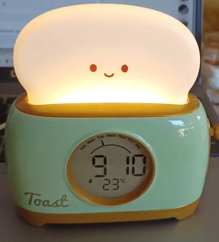 Customer photo of ObiToasty – Alarm Clock &amp; Night Light