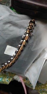 S***d review photo