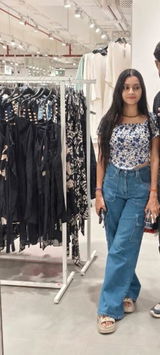 shivani pandey review photo