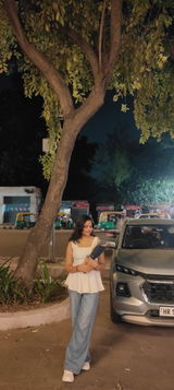 Prachi review photo