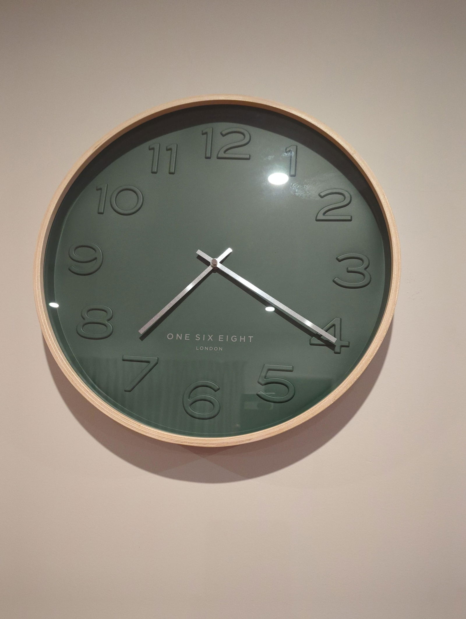 One Six Eight London Bella Wooden Wall Clock Forest Green – Oh Clocks