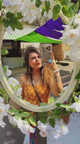 Nisha asrani review photo