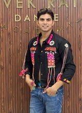 Jay Tiwari review photo