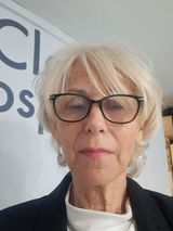 Maureen Parkin review photo