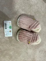 M. review photo
