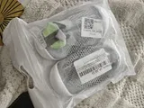 L. review photo