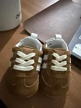 V. review photo