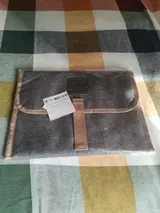 E. review photo