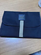 M. review photo