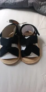 M. review photo
