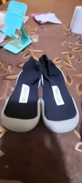 J. review photo