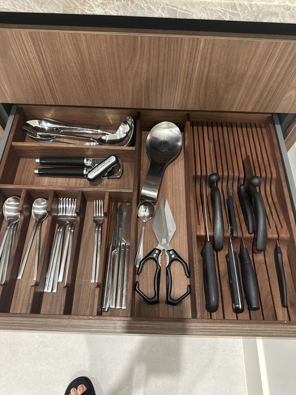 Customer photo — Iniet's drawer