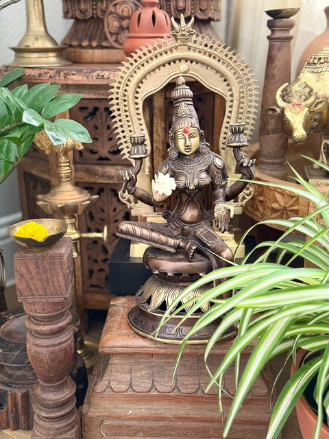Antique Prabhavali Glam