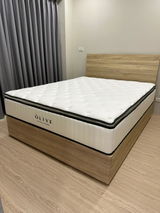 L review photo
