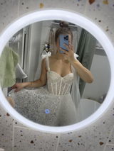 Olivia review photo