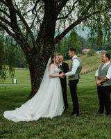 Britt Teter review photo