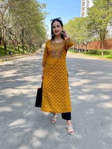 Shweta Sharma review photo