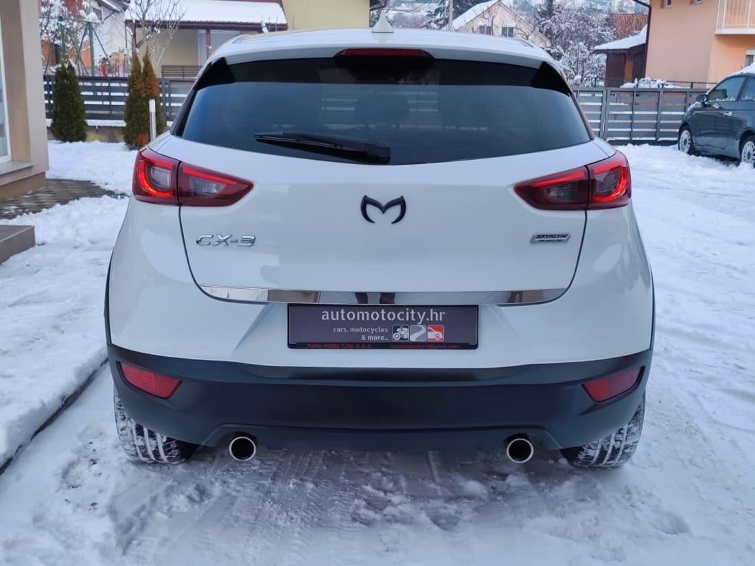 Kristijan Uzun review photo