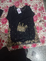 Mehreen review photo