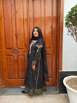 Nimra Miraj review photo