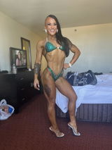 Danielle review photo