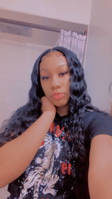 Nayvee Easley review photo