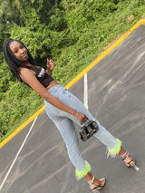 Astaysheia Brooks review photo