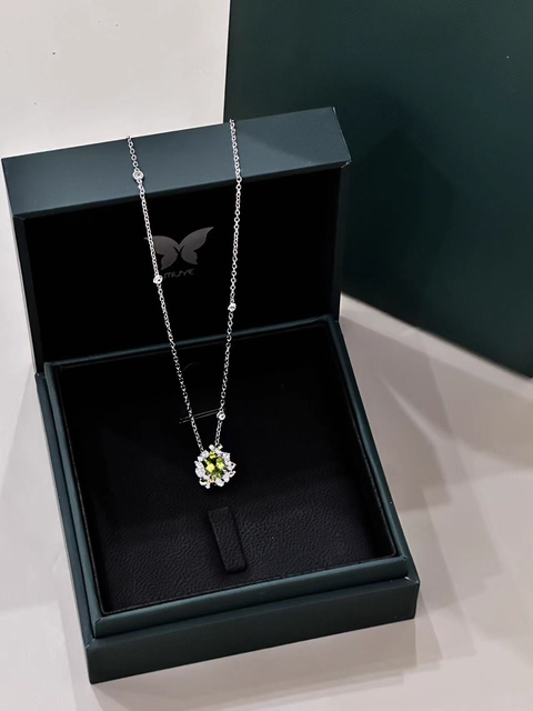 Oval Peridot Floral Pendant Necklace in S925 Silver