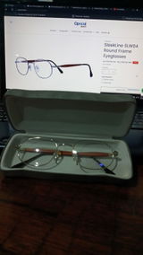 C. review photo