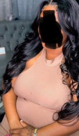 Monique Holloway review photo
