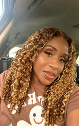 Jazmine T review photo