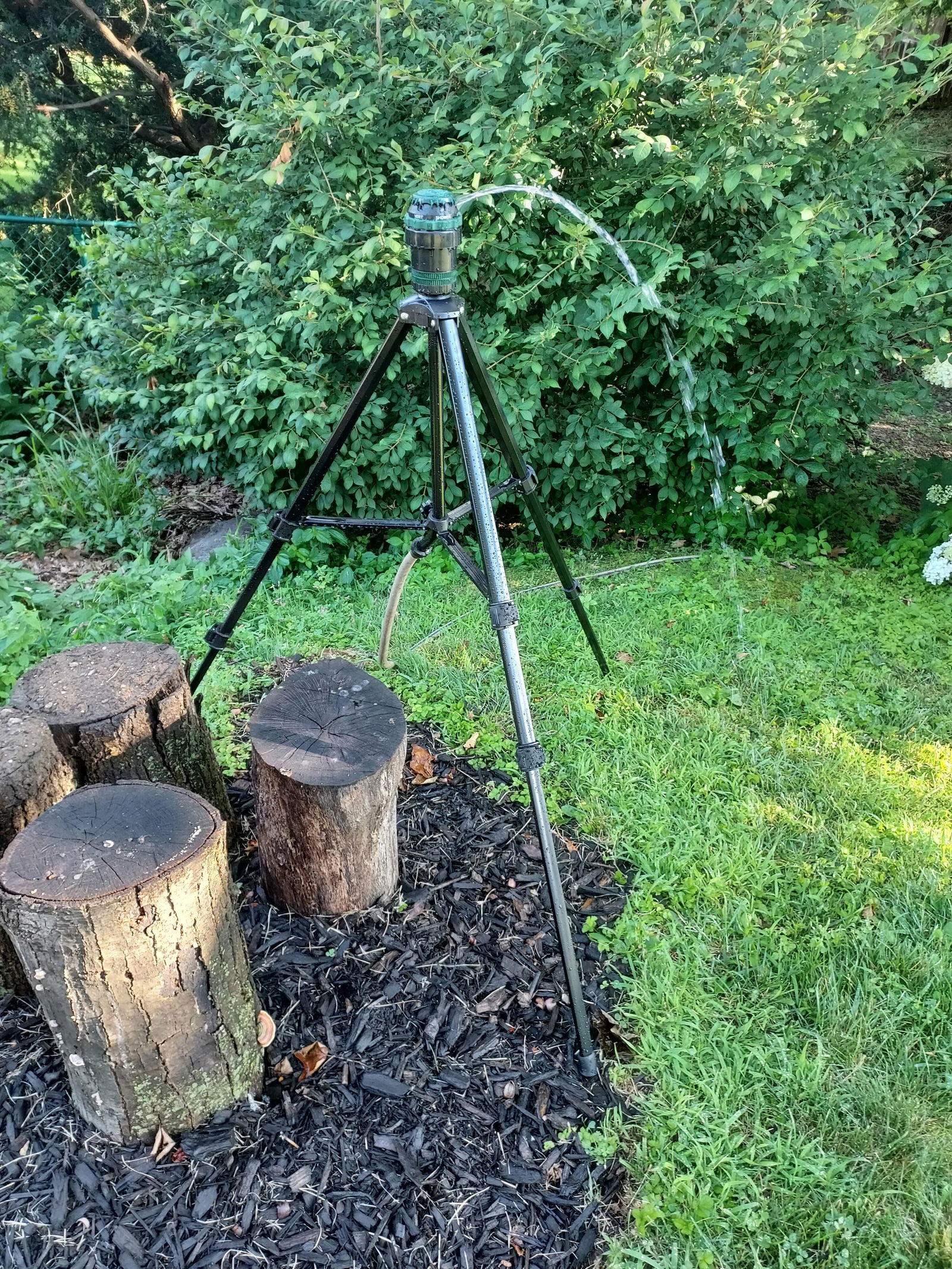H2O-Six® Gear-Drive Sprinkler on Tripod – Orbit
