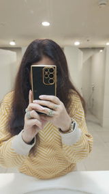 Sarah Yusuf review photo