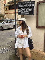 Akansha review photo