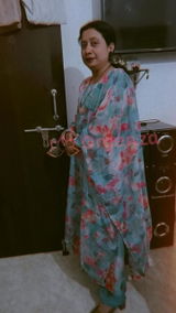 Manshi Mukherjee review photo
