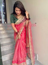 Shweta Pandey review photo