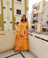 Priyanka Tiwari review photo