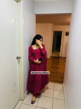 N.R. review photo