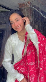 Samia hayat review photo