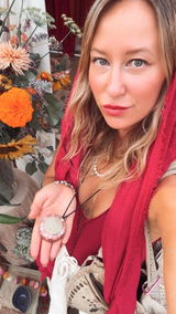 Yuliya review photo